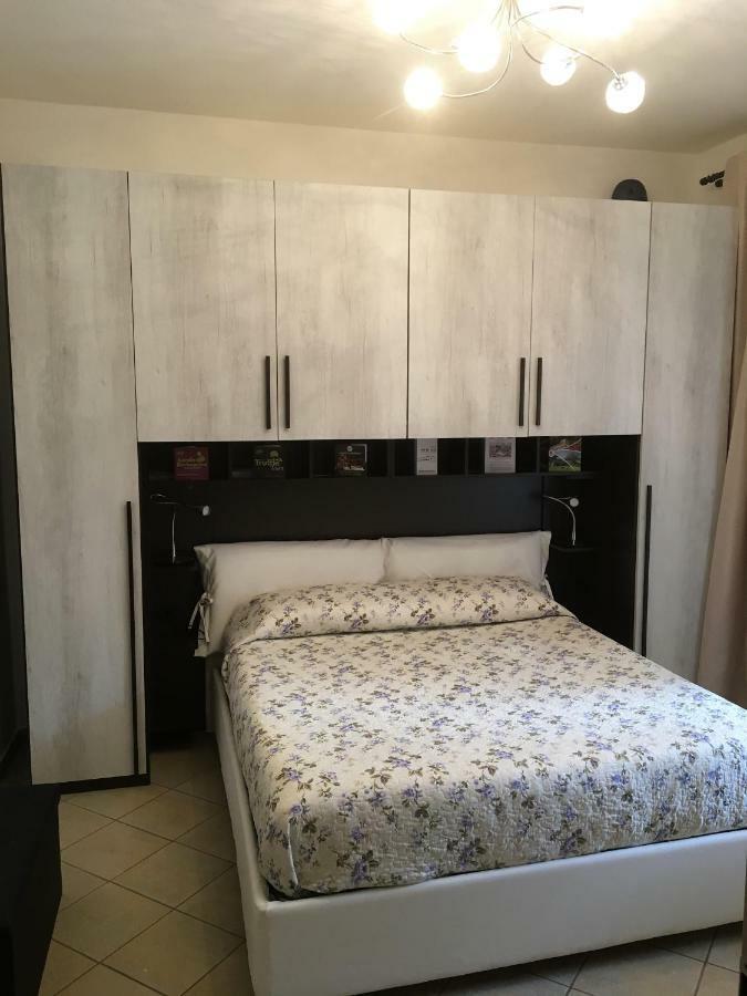 Appartamento - Casa La Botola - Alba  Extérieur photo